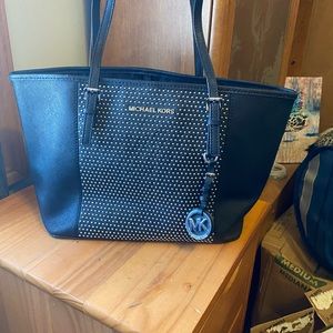 Michael kors tote/purse